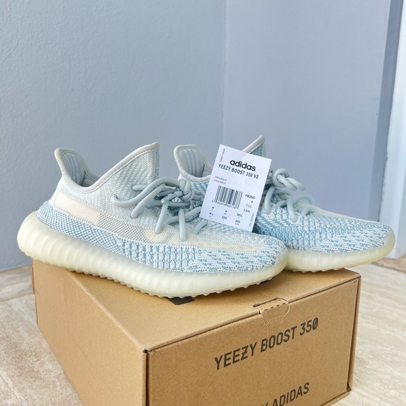 YEEZY BOOST 350 V2’ Cloud white non-reflective - Picture 6 of 6